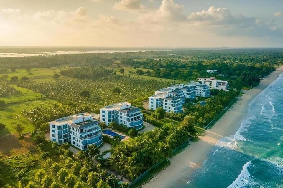 Pearl Of Ocean Front Apartman Trincomalee Kültér fotó